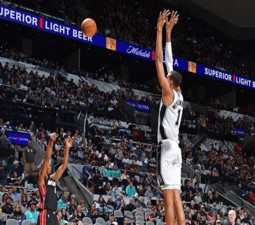 塔图姆加盟,公牛,篮下防守陷,华体会体育,HuaTiHui,Sports,华体会体育网址,华体会体育app,华体会体育官网,华体会体育集团