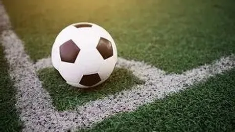 黄紫昌挥别河南队荣耀时刻：队史千球辉煌成就，足协杯遗憾成别离记忆